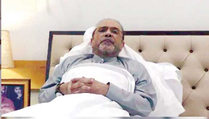 صدر آصف علی زرداری  کورونا میں مبتلا ہیں اور انہیں اس وقت آئیسولیشن میں رہنے کا مشورہ دیا گیا ہے:  ڈاکٹر عاصم حسین