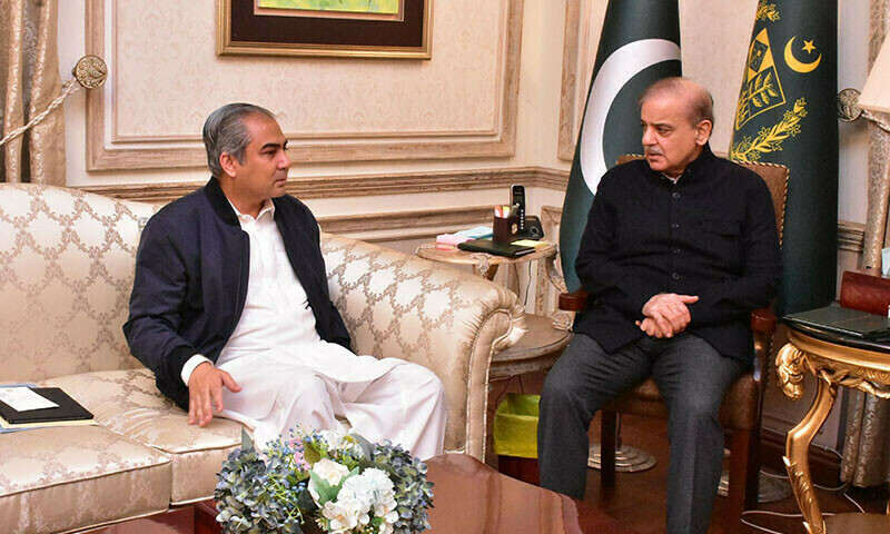 وزیراعظم سے وزیر داخلہ کی ملاقات، امن وامان سمیت سیاسی صورتحال پر تبادلہ خیال