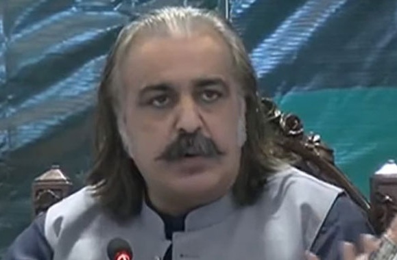 سلمان اکرم راجہ نے علی امین گنڈاپور کو وزارتِ اعلیٰ سے ہٹانے کی تصدیق کر دی