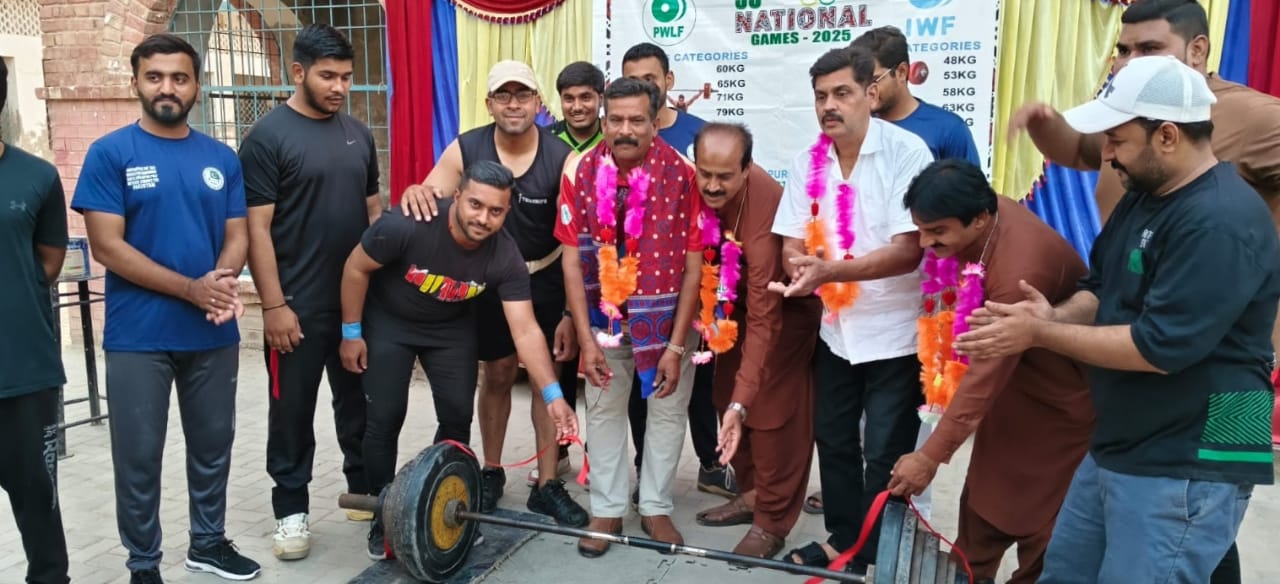 شڪارپور ۾ نيشنل گيمز لاءِ لاڙڪاڻو ڊويزن جا ويٽ لفٽنگ ٽرائلز منعقد