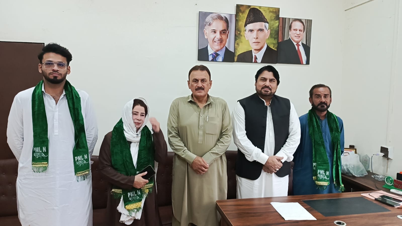 کراچی میں سیاسی ہلچل , پیپلز پارٹی اور جماعت اسلامی کے کونسلرز مسلم لیگ (ن) میں شامل