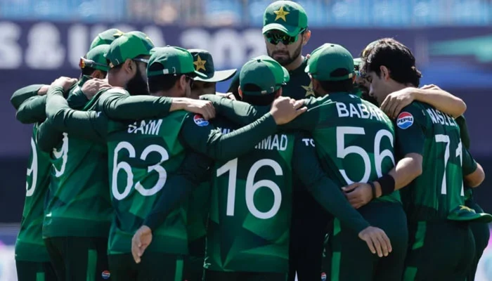 ابر اعظم اور نسیم شاہ کی دھماکے دار واپسی! جنوبی افریقہ کیخلاف وائٹ بال معرکے کیلئے پاکستان اسکواڈ کا اعلان