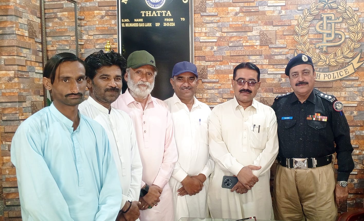 ٺٽو: عوامي پريس ڪلب جي وفد جي ڊي ايس پي هيڊڪوارٽر سان ملاقات