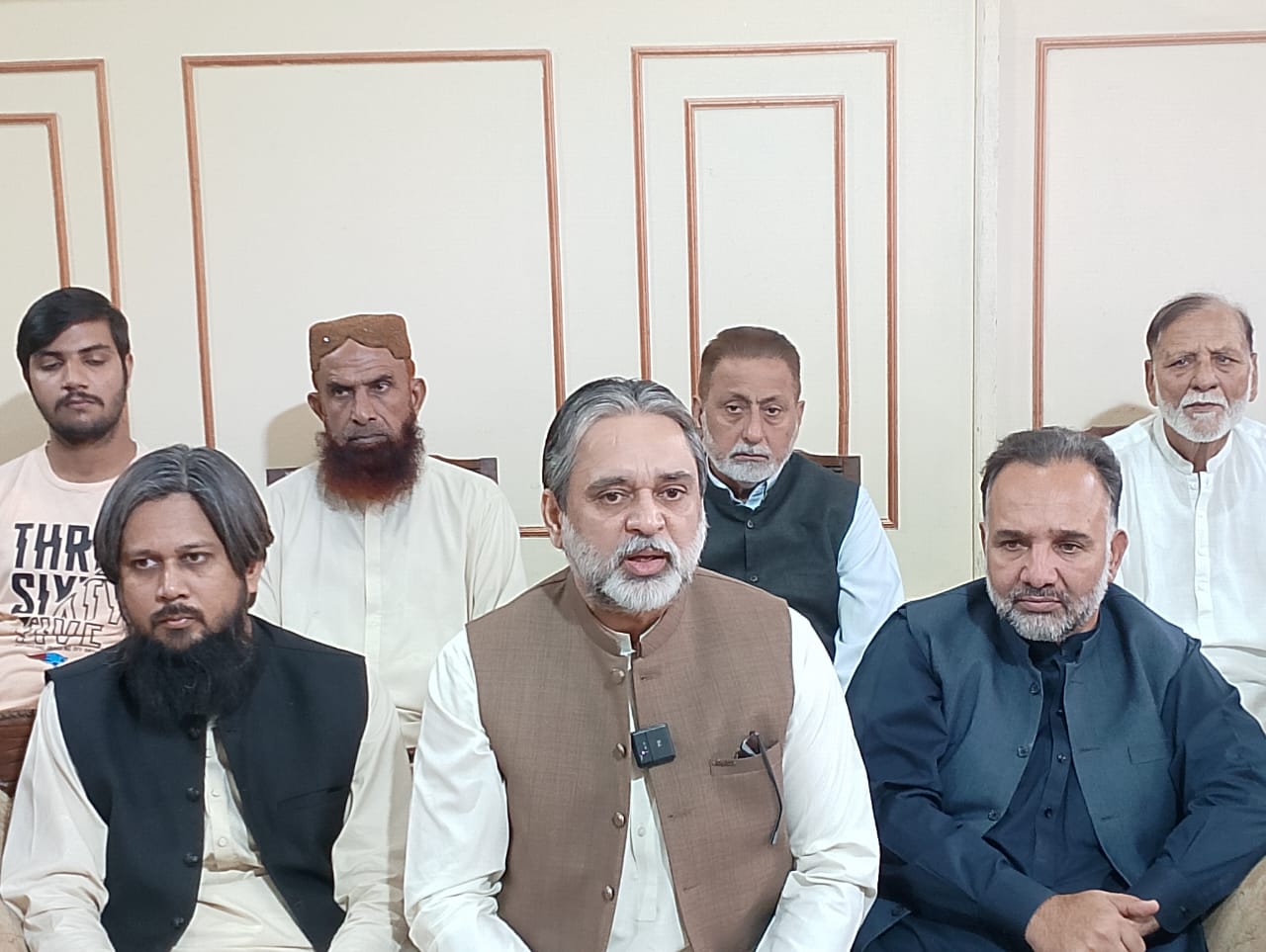 پي ٽي آءِ سنڌ پاران گلشن حديد ۽ اسٽيل ٽائون ۾ پاڻي کوٽ خلاف تحريڪ هلائڻ جو اعلان