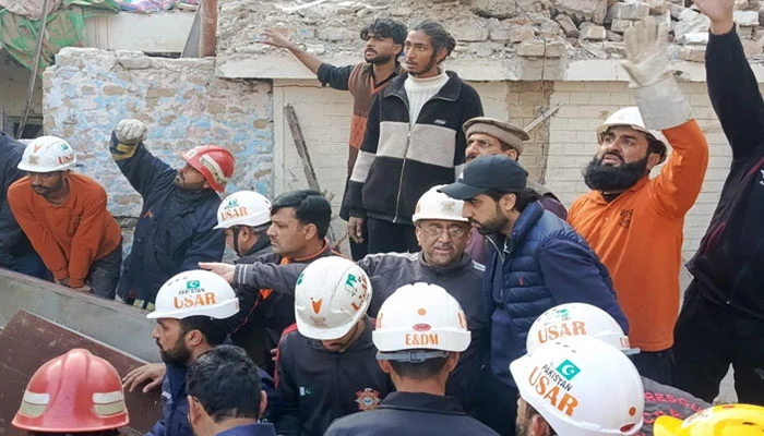 اسلام آباد میں شادی کا گھر قبرستان بن گیا، سلنڈر دھماکے سے دلہا دلہن سمیت 8 جاں بحق