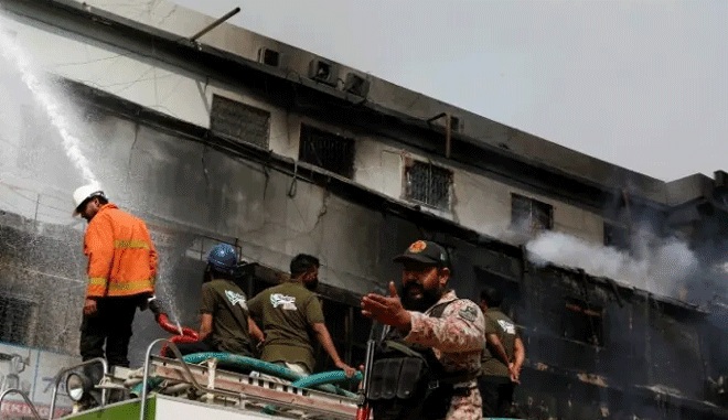 گل پلازہ سانحہ کیس میں اہم پیش رفت، ملبے سے سی سی ٹی وی کیمروں کی ڈی وی آرز برآمد