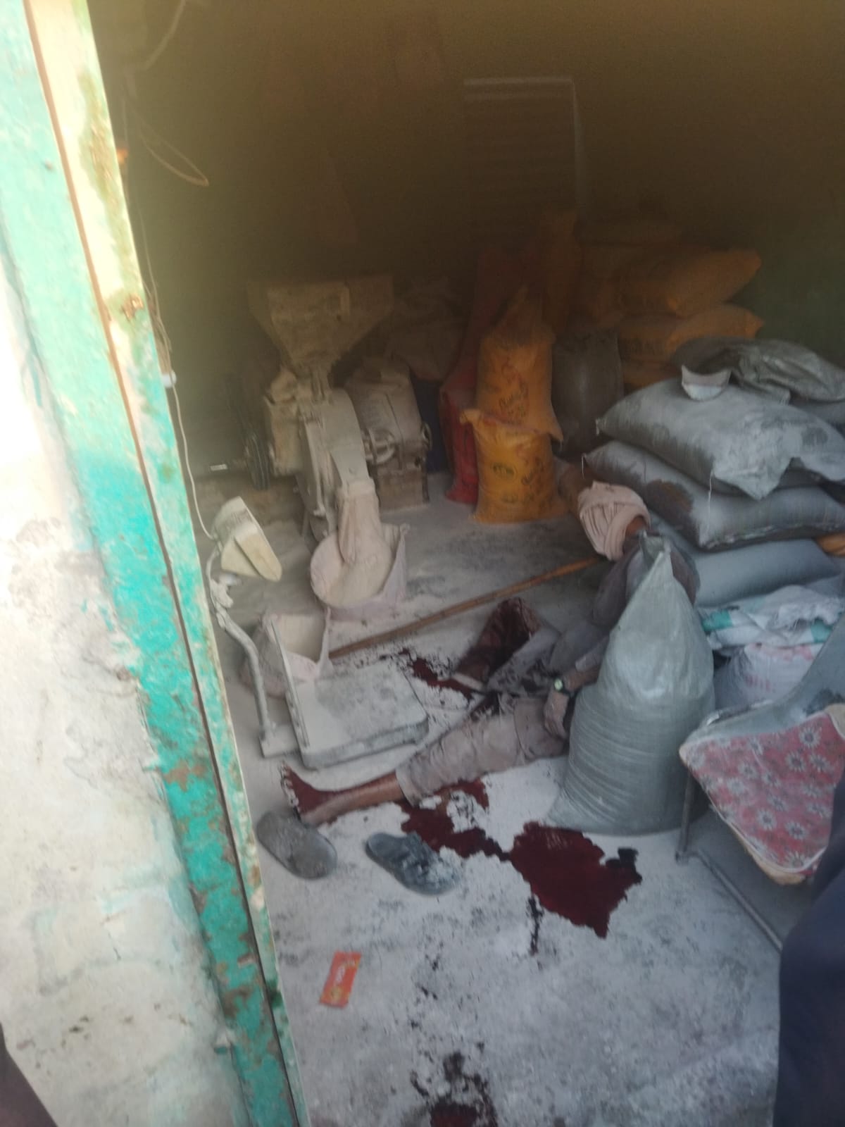 ابراهيم حيدري ۾ هٿياربندن جي  فائرنگ، اٽي جي چڪي تي ڪم ڪندڙ مزدور مارجي ويو