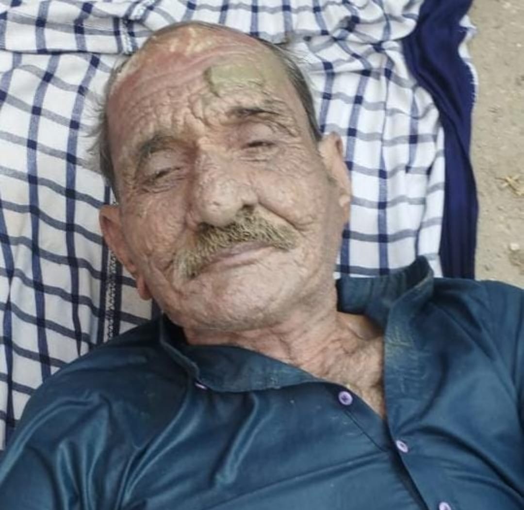 ڪنري ويجھو اڌڙوٽ شخص جو شاخ مان لاش ھٿ