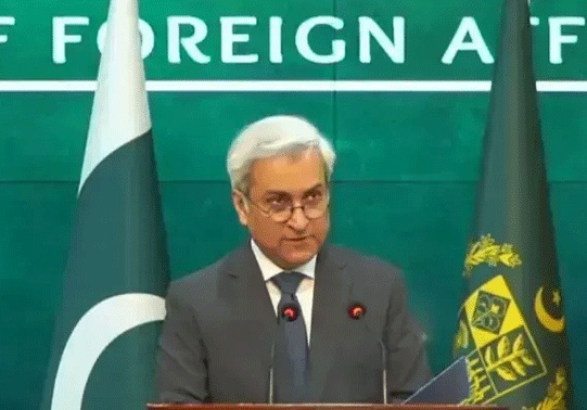 پاکستان غزہ میں امن کے لیے کردار ادا کرے گا، حماس کو ہتھیار ڈالنے پر مجبور کرنے میں شامل نہیں ہوں گے: ترجمان دفتر خارجہ