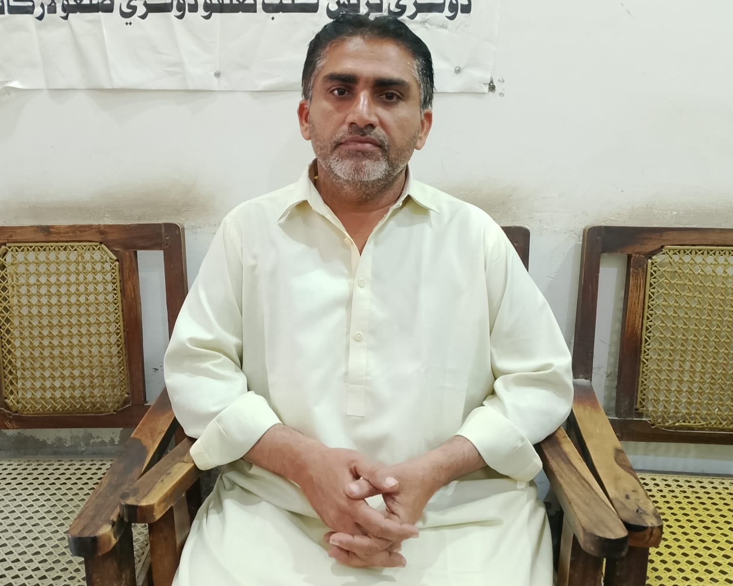 ڏوڪري ۾ شهرين جو پراپرٽي تي مبينا قبضي خلاف احتجاج