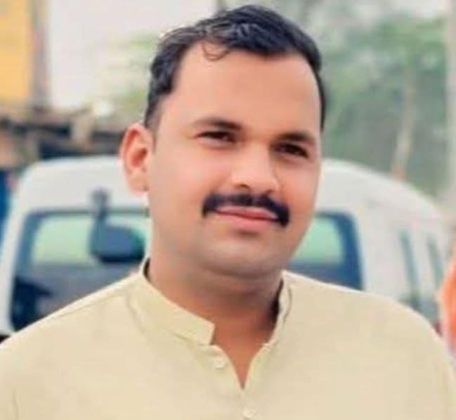 ھڱورجا سڳيون لنڪ روڊ تي حادثي ۾ هڪ ڄڻو فوت، 2 زخمي ٿي پيا