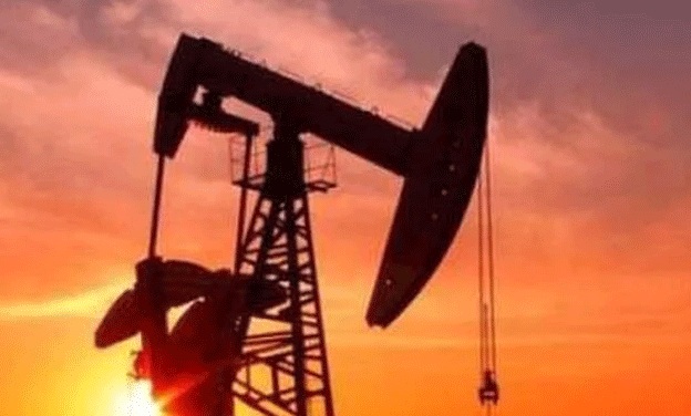 حیدرآباد کے پاساکی-13 کنویں سے تیل کی پیداوار شروع