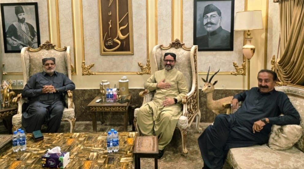 سيد ڪاظم علي شاھ لڪياري، سيد محرم علي شاھ لڪياري ۽ سيد فضل علي شاھ جيلاني ۾ ملاقات