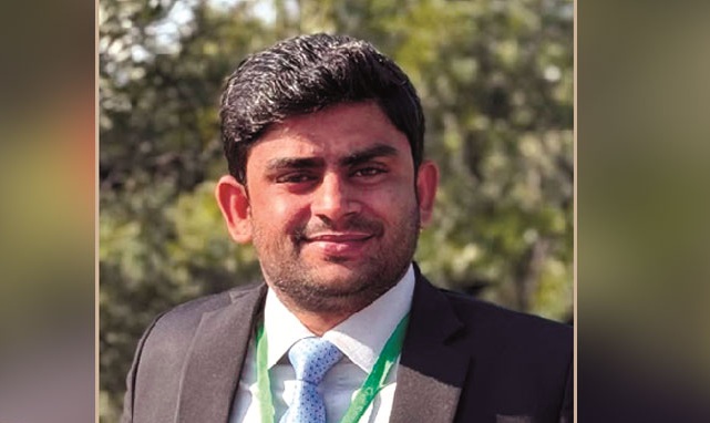 لاڑ کے ایک محنت کش کا بیٹا اے ایس پی بن گیا