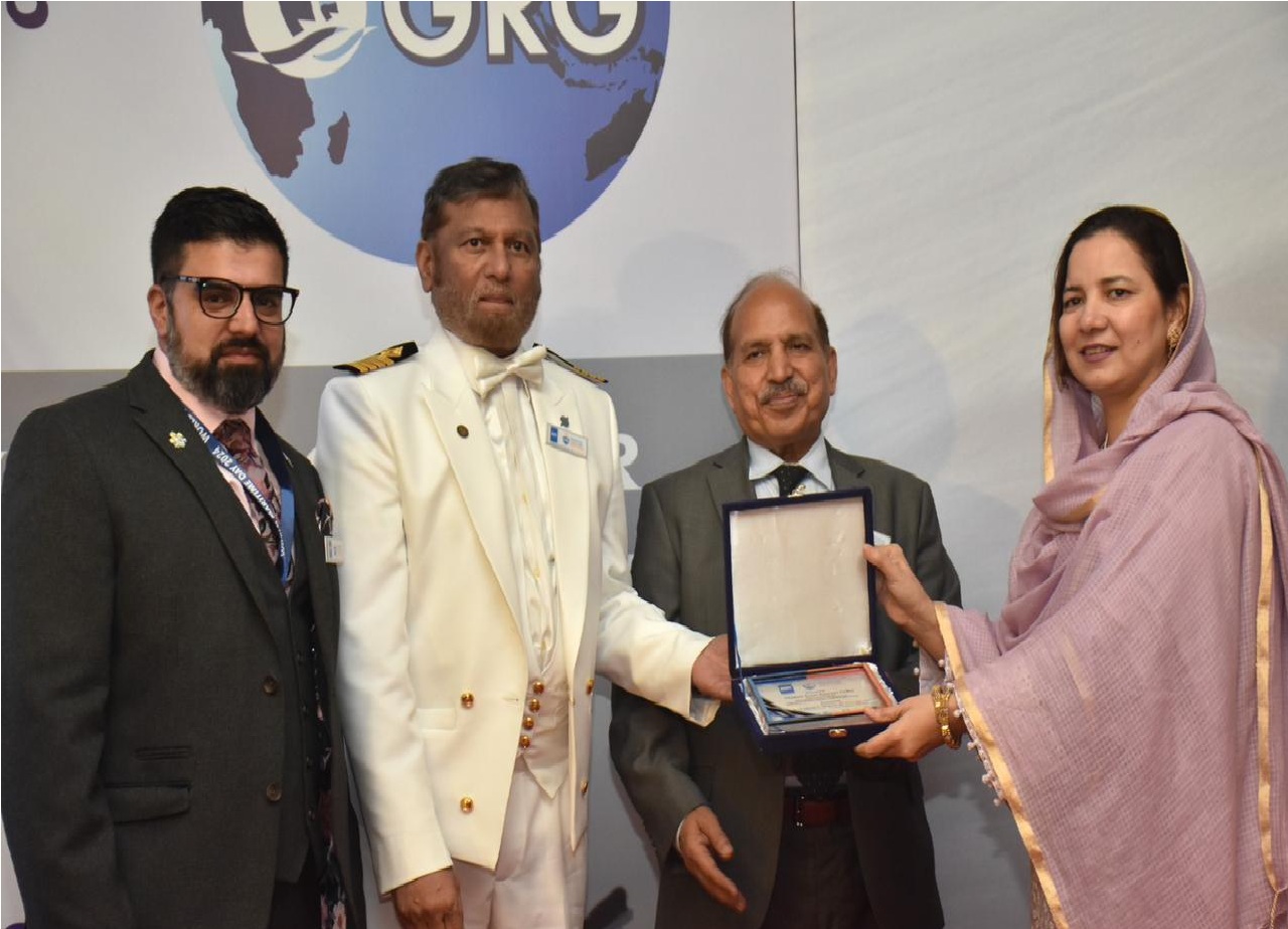 پاکستان کی بلیو اکانومی    کی صنعت میں سو ارب ڈالز  سے زیادہ کی آمدنی پیدا کرنے کی صلاحیت ہے،برطانیہ کی ڈپٹی ہائی کمشنر