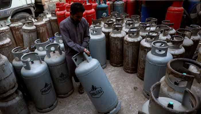 گیس کو ایل پی جی بناکر بیچنے کا منصوبہ تیار کررہے ہیں، سوئی سدرن حکام
