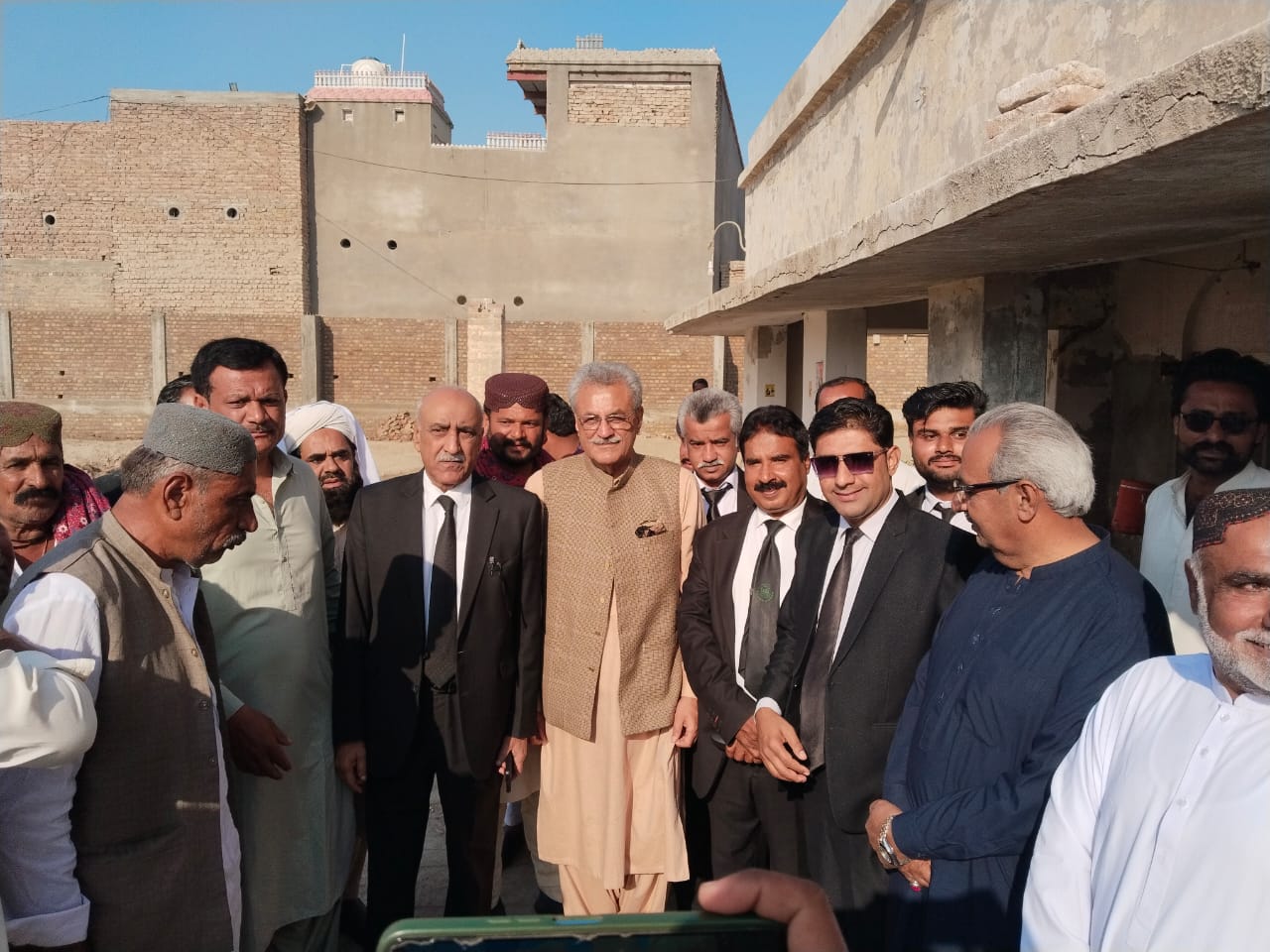 اڳوڻو وفاقي وزير ۽ جي ڊي اي اڳواڻ غلام مرتضيٰ جتوئي ڏوڪري عدالت ۾ پيش