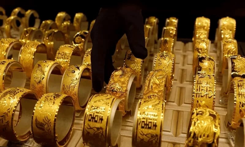 سونے کی فی تولہ قیمت میں 1100 روپے کا اضافہ