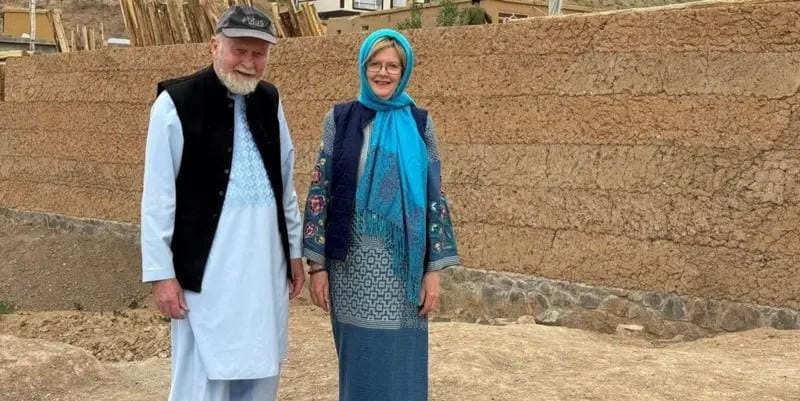افغان طالبان کی قید میں برطانوی جوڑا: ’والدہ کو دن میں صرف ایک وقت کا کھانا دیا جا رہا ہے