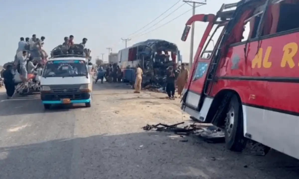 موٹروے پر دو مختلف حادثات، 6 افراد جاں بحق، 24 زخمی