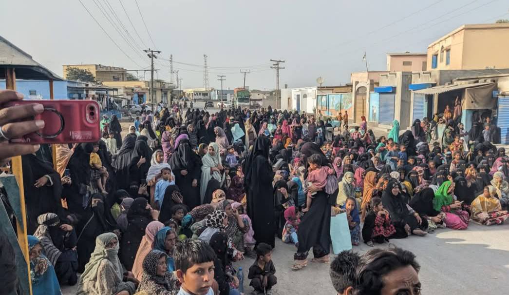 پسنی کمسن ساحل گلاب کے قتل کے خلاف احتجاجی مظاہرہ