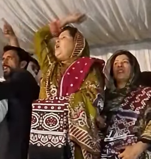 جب تک سندھ کی بیٹیاں زندہ ہیں، وہ اپنے دریائے سندھ پر قبضہ نہیں ہونے دیں گی۔ زاہدہ ڈاہری