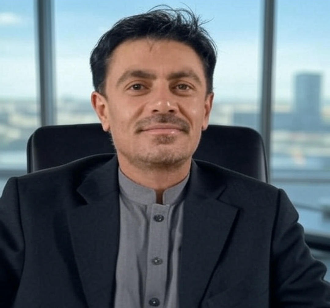 جنگ جي ڪناري تان واپسي ۽ امن جي نازڪ واڳ