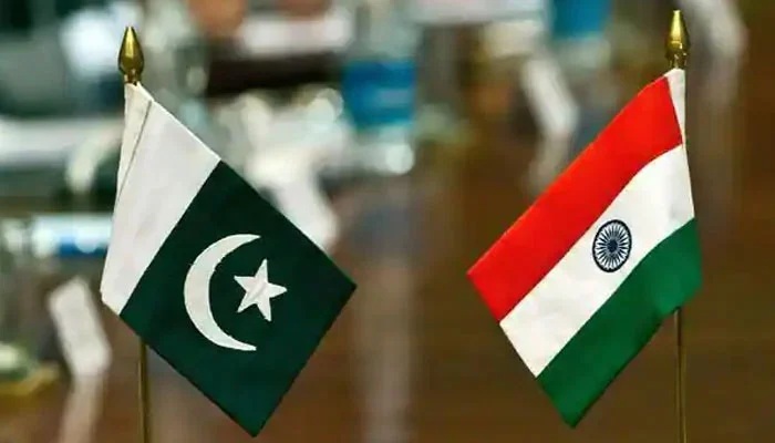 پاکستان اور بھارت کے ڈی جی ایم اوز کا ہاٹ لائن پر رابطہ، فائر بندی برقرار رکھنے پر مفاہمت