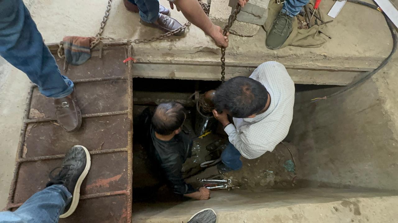 پورٽ قاسم ۾ ٽيڪسٽائل فيڪٽري پاران پاڻي جي مبينا چوري، واٽر بورڊ جي ڪارروائي