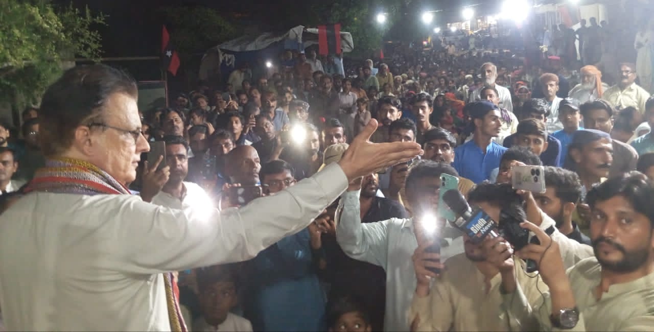پ پ ۽ ن ليگ ڪرپشن جي ٻيڙي ۾ سوار آھن، ٻنھي ۾ نورا ڪشتي ھلي رھي آھي: اياز لطيف پليجو