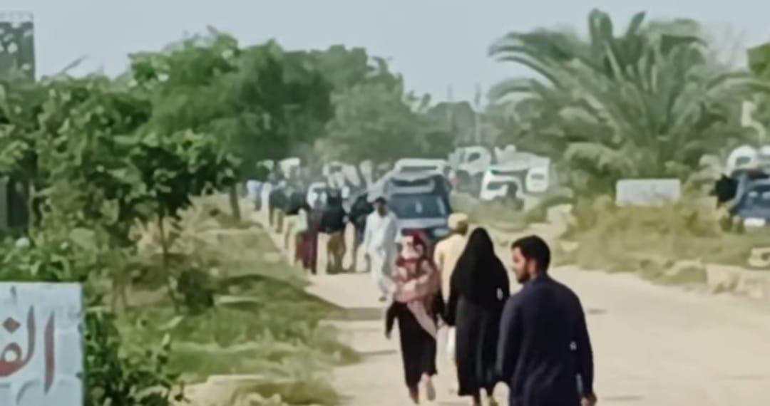 ملير: شاهه لطيف ٽائون ۾ سوئي سدرن گيس انتظاميا جو آپريشن، مزاحمت، پوليس آفيسر زخمي، ڪيترا ئي گرفتار