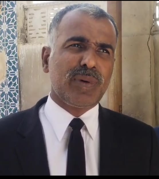 نوشهروفيروز ۾ ايڊووڪيٽ گلزار علي عالماڻي جو جيل انتظاميا خلاف احتجاج