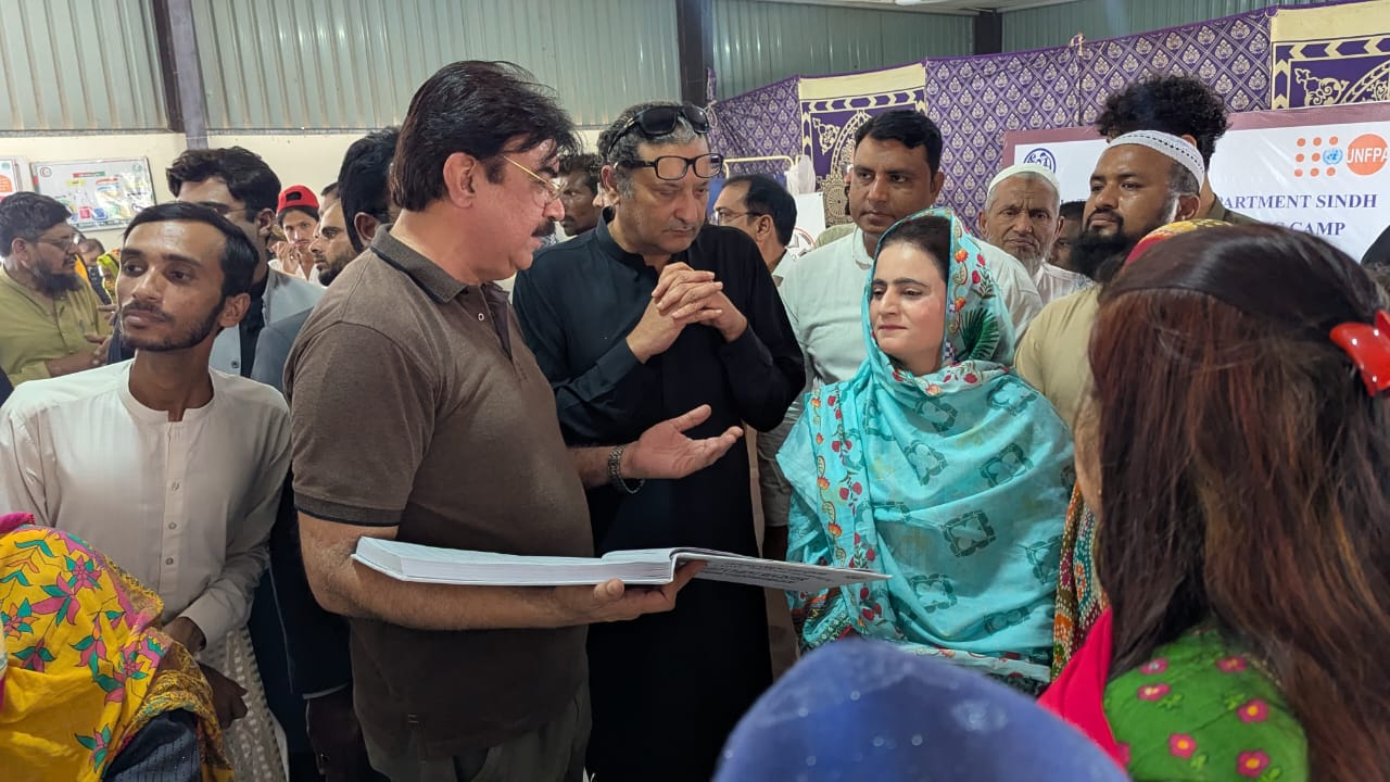 صوبائي وزير شاهينا شير علي پاران ڊي سي ملير سان گڏ يوسي مظفرآباد جو دورو