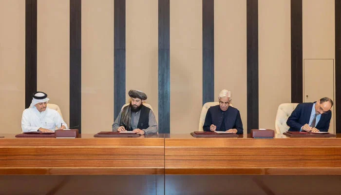 پاکستان کا اہم فیصلہ — میزبانوں کی درخواست پر افغان طالبان سے مذاکرات دوبارہ شروع کرنے پر رضامندی