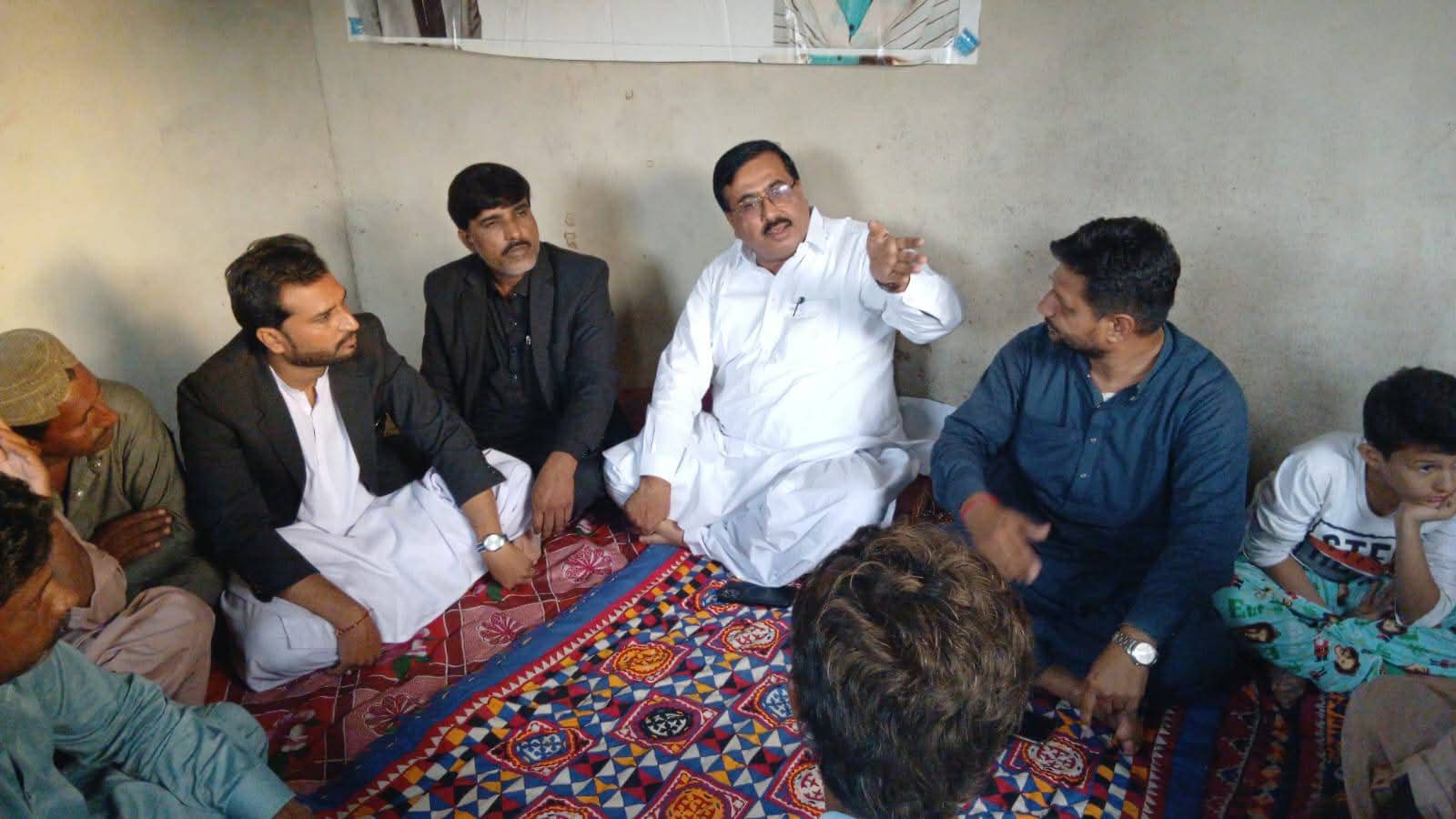 پ پ مينارٽي ونگ سنڌ جي نائب صدر مکي اوڌامل پاران ملير جي مختلف علائقن جو دورو