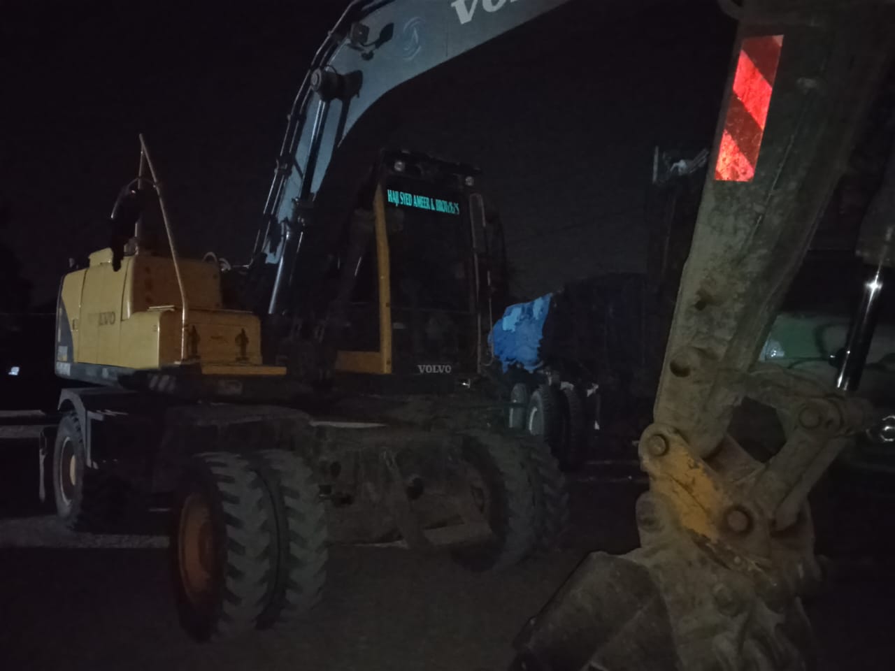 بن قاسم پوليس پاران غيرقانوني ريتي بجري جي کوٽائي ۽ ترسيل ۾ ملوث 4 جوابدار گرفتار