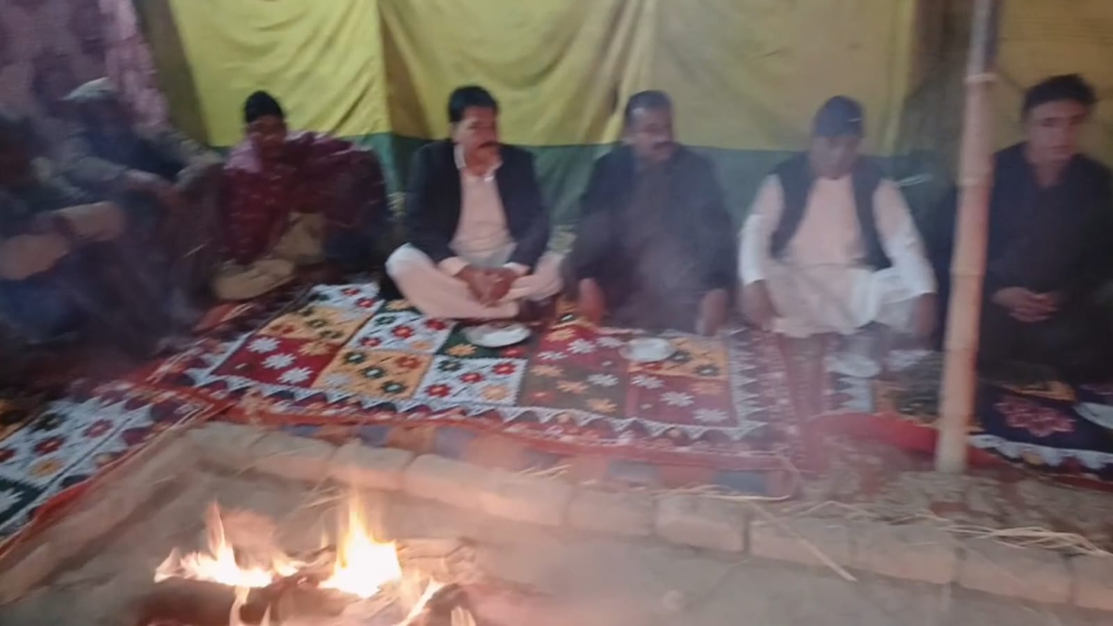 ڏوڪري ۽ ڀرپاسي ۾ ثقافتي رنگ نروار، ڳوٺ ڳجهڙ ۾ مچ ڪچهري منعقد