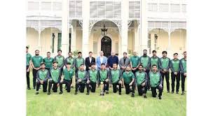 میدان کے اندر بھی، باہر بھی پاکستان کی پہچان بنیں: فیلڈ مارشل عاصم منیر کی انڈر 19 کرکٹ ٹیم کو ہدایت