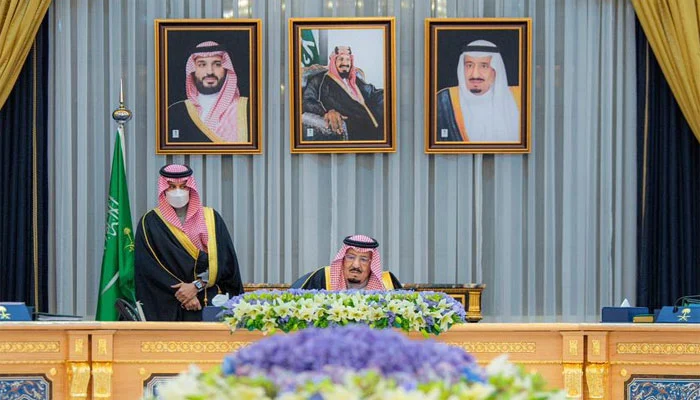شاہ سلمان کی صدارت میں سعودی کابینہ کا اجلاس، یمن میں کشیدگی کم کرنے کیلئے عرب اتحاد کے اقدامات کی توثیق