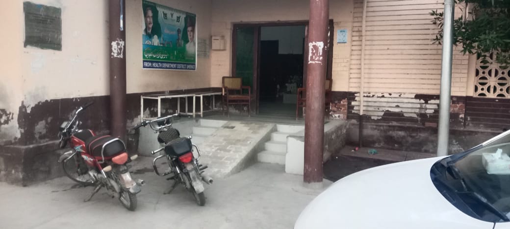 ڍورو نارو ويجهو نوجوان پاران مبينا طور پاڻ کي باهه ڏئي آپگهات جي ڪوشش