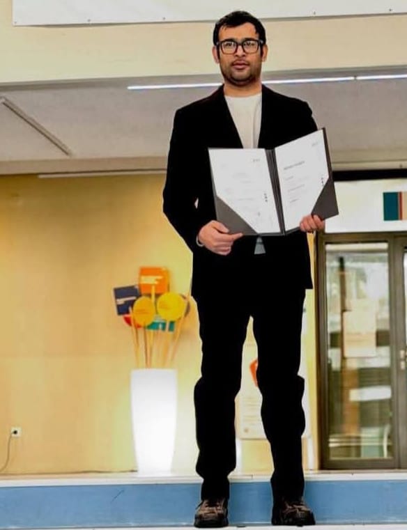 ملير سان تعلق رکندڙ نوجوان جرمني مان ماسٽرز مڪمل ڪري ورتو