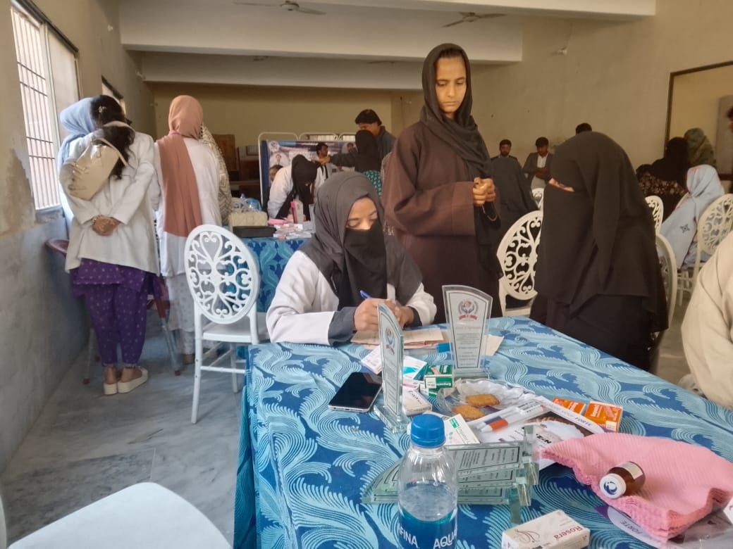 ملير ۾ سماجي تنظيم ايس آر ويلفيئر آرگنائزيشن طرفان فري ميڊيڪل ڪيمپ لڳائي وئي