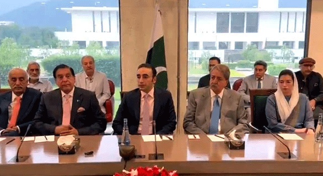 صدر کی منظوری کے بغیر آرڈیننس جاری ہونے پر پیپلز پارٹی کا ایوان سے واک آؤٹ، بلاول نے اہم اجلاس طلب کر لیا