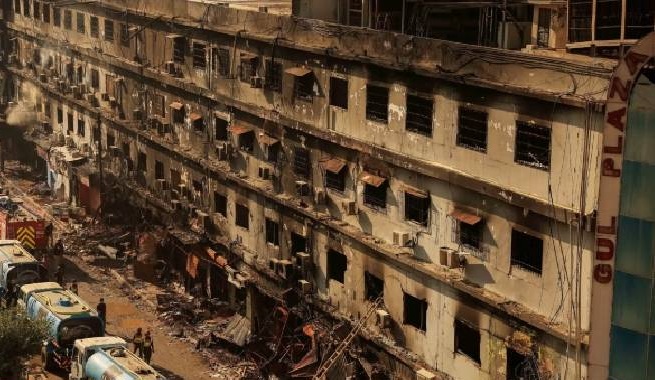 گل پلازا میں آگ کیسے لگی؟ سانحے کی تحقیقاتی رپورٹ کے چونکا دینے والے انکشافات