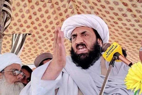 اگرچہ دوسری شادی کا موڈ نہیں اور ایک ہی شادی کافی ہے، لیکن اگر غصہ آیا تو 16 سالہ لڑکی سے شادی کرلوں گا: حافظ حمد اللہ