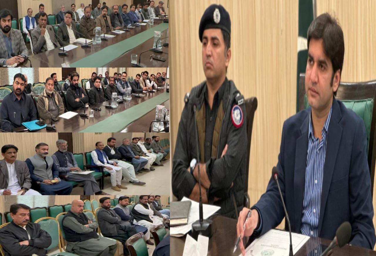 ڊي سي ٺٽو سرمد علي ڀاڳت پاران عهدي جي چارج سنڀالڻ بعد تعارفي گڏجاڻي منعقد