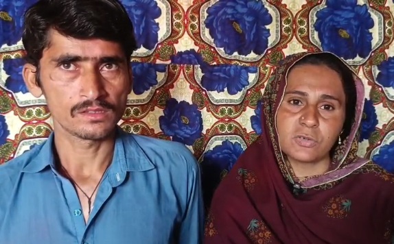 پیر جو گوٹھ: جرگہ نہیں ہوا، برادری کے لوگوں نے زبردستی بیان دلوایا، ماروی گهمرو کاروکاری جرگہ والے بیان سے مکر گئی