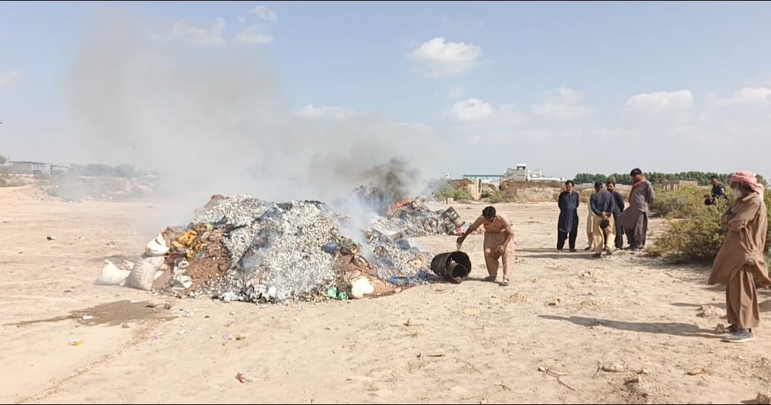 سجاول ضلعي ۾ ڪارروائين دوران هٿ ڪيل منشيات ساڙي ضايع ڪئي وئي