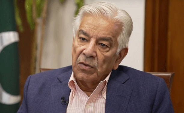 پی ٹی آئی میں اختلافات کے باوجود سب عمران خان کی قید پر متفق ہیں: خواجہ آصف