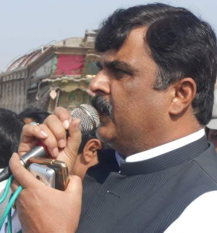 ٺٽي شھر ۾ مڇرن جي آزار سميت بيماريون پکڙجي رهيون آهن: سماجي اڳواڻ سيد الطاف شاھ شيرازي